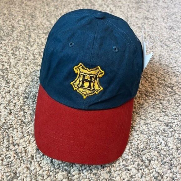 Harry Potter Hogwarts Cap Unisex NWT - Picture 1 of 8